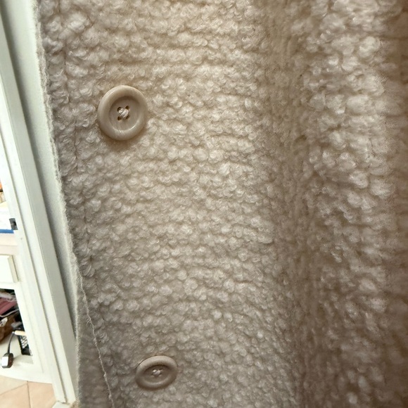 Abercrombie & Fitch Cream Teddy Jacket - Picture 3 of 5